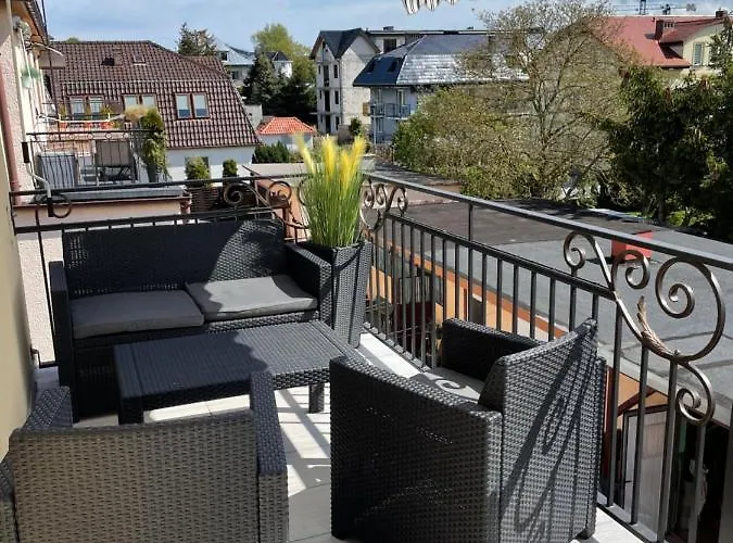 Puhlmann ミエンジズドロイェ